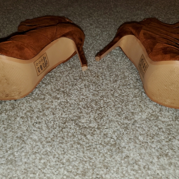 Suede   Lace up Ankle Boots - Picture 4 of 4